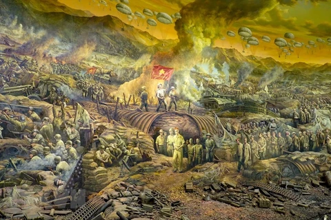 Un tableau panoramique fait revivre la bataille de Diên Biên Phu 