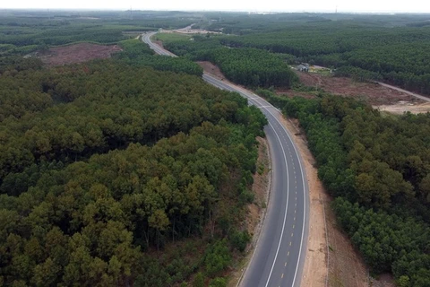 Autoroute Nord-Sud: le tronçon reliant Thua Thien-Huê à Da Nang prêt à être ouvert au trafic 