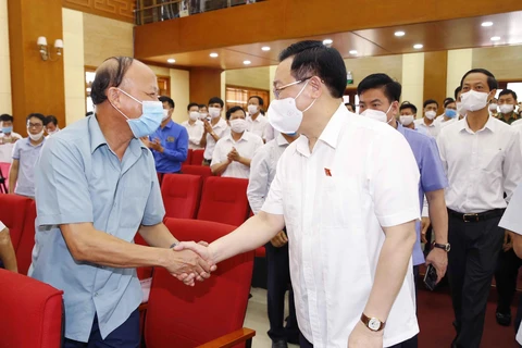 Le président de l’Assemblée nationale à l’écoute des électeurs de Hai Phong 