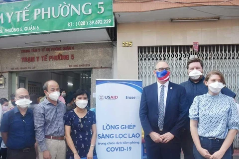 Les Etats-Unis assistent la radiographie pulmonaire à Ho Chi Minh-Ville