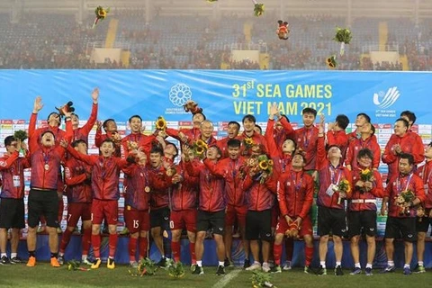 L’AFC et les fédérations régionales saluent les succès du football vietnamien aux SEA Games 31