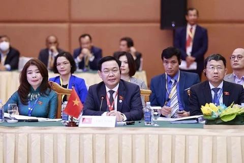 Le président de l'Assemblée nationale Vuong Dinh Huê à la réunion du Comité exécutif de l'AIPA