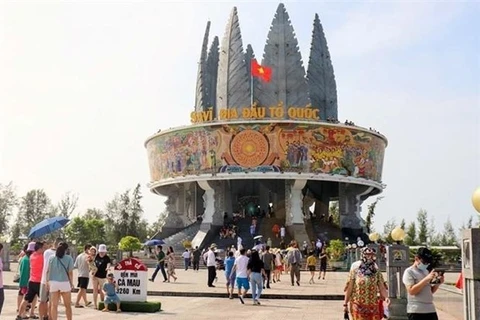 Le Vietnam a accueilli plus de 5,5 millions de touristes étrangers au premier semestre
