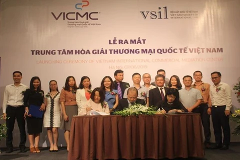 Le Centre de médiation commerciale internationale du Vietnam voit le jour