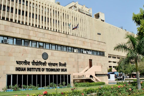 L'ambassade d'Inde rencontre des étudiants recevant des bourses de l’ICCR