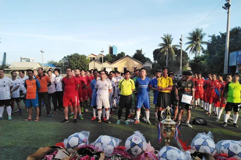 Ouverture du 1er festival sportif du Club des entreprises vietnamiennes au Cambodge