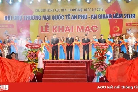 Ouverture de la foire commerciale internationale An Phu – An Giang 2019
