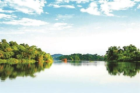 Le charme du lac Ly à Phu Tho 