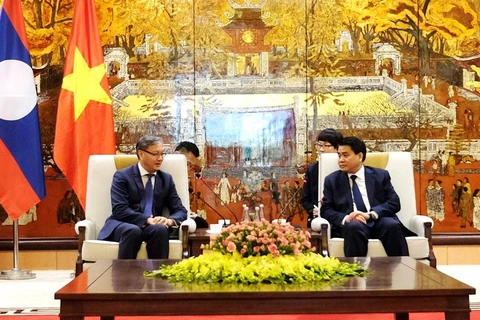 Hanoï s'efforce d'élargir ses relations avec les localités du Laos
