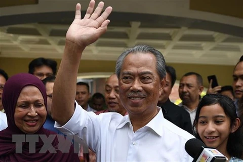 Muhyiddin Yassin prête serment en tant que Premier ministre de la Malaisie