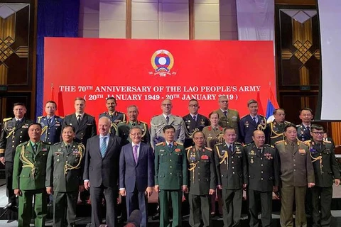 Cérémonie de célébration des 70 ans de la fondation de l’Armée populaire du Laos