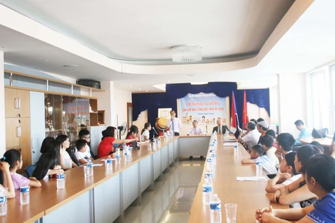 Ouverture de la classe d’été de langue vietnamienne 2019 en République tchèque