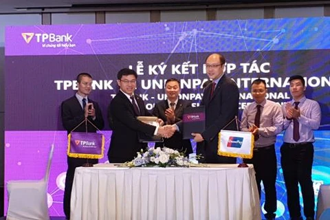 UnionPay International coopère avec TPBank pour élargir le paiement par carte et code QR