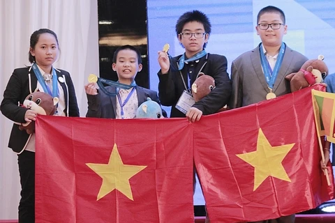 IMSO 2019 : 15 médailles d’or pour les élèves vietnamiens