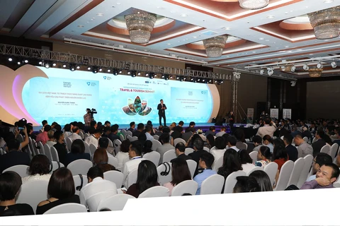 Le 2e Sommet du Tourisme du Vietnam 2019 à Hanoï