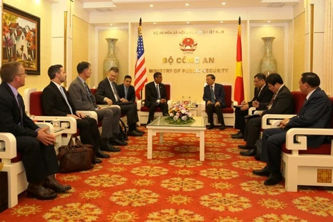 Vietnam et États-Unis coopèrent contre le trafic transnational de drogues