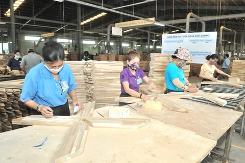 Faire du Vietnam le centre mondial de production de meubles