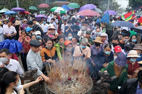 Phu Tho : les Temples des Rois Hung accueillent plus de 30.000 visiteurs en deux jours