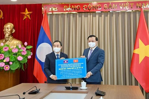 La capitale Hanoï et le Laos favorisent une coopération multiforme