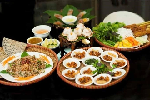 Publication de la liste des 121 plats typiques de la gastronomie vietnamienne