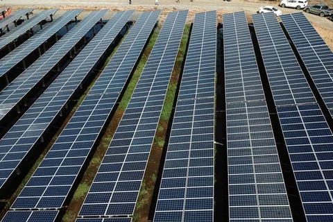 Mise en service d’une centrale solaire de 40,6 MWp à Long An