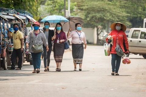 Le Laos publie une directive temporaire sur l'entrée et la sortie