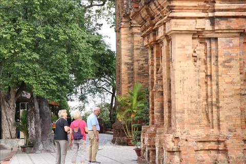 Lancement d'un programme de stimulation du tourisme à Khanh Hoa