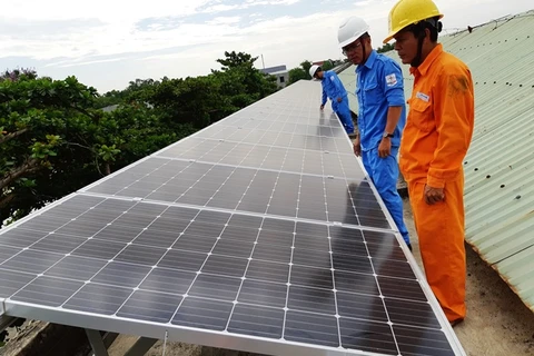 Plus de 42.187 projets d'énergie solaire sur les toits installés dans le pays