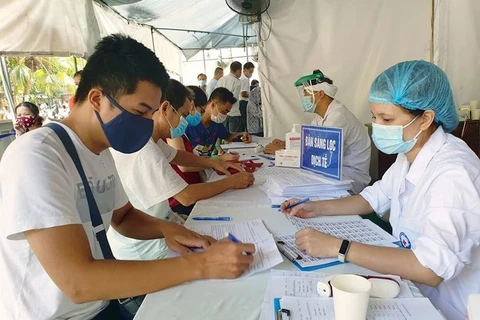 La déclaration médicale est obligatoire pour les personnes qui rentrent à Hanoi après le Têt