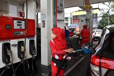 L'Indonésie prévoit d'augmenter les prix des carburants et de l'électricité