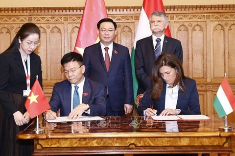 Vietnam-Hongrie : signature d’un programme de coopération judiciaire 2022-2023