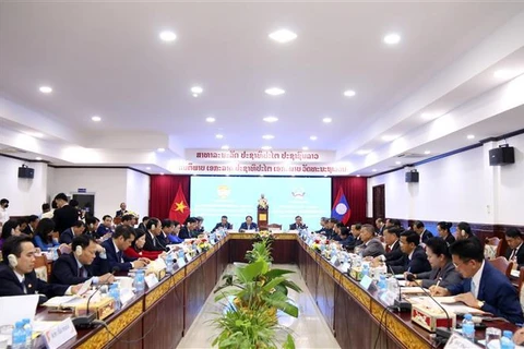 Conférence internationale sur la construction d'une frontière Laos-Vietnam de paix et d'amitié