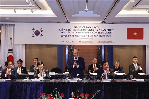 Le président vietnamien participe au Forum d’affaires Vietnam-République de Corée