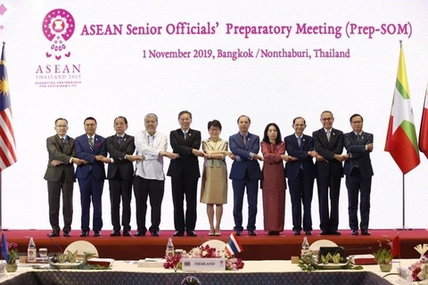 Le Vietnam s’engage à maintenir le développement de l’ASEAN