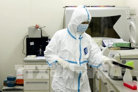 Le Vietnam reçoit de l'étranger des commandes de kits de dépistage du coronavirus