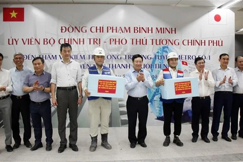 Le vice-PM Pham Binh Minh examine le projet de métro Ben Thanh-Suoi Tien