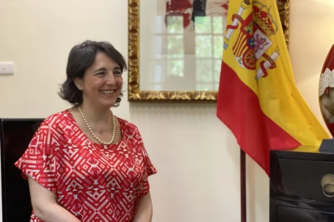 L'Espagne accompagnera le Vietnam dans le développement des énergies renouvelables