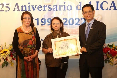 Célébration du 25e anniversaire de l’Institut culturel Argentine-Vietnam
