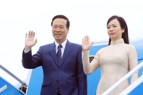 Le président Vo Van Thuong part pour une visite officielle au Japon