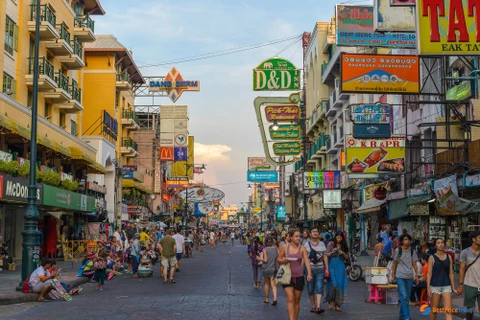 Thaïlande : Les arrivées touristiques en chute de 44,3% en février en raison du COVID-19