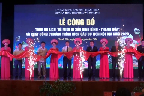 Lancement du programme touristique “Retour à la zone patrimoniale de Ninh Binh – Thanh Hoa”