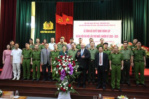 Création de l'Association d'amitié Vietnam-Russie du ministère de la Sécurité publique