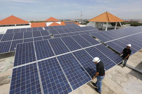 La Thaïlande investit dans les énergies renouvelables pour promouvoir la reprise économique