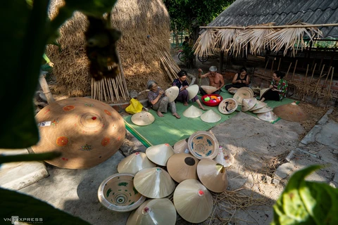 La beauté impressionnante des villages de métiers traditionnels du Vietnam