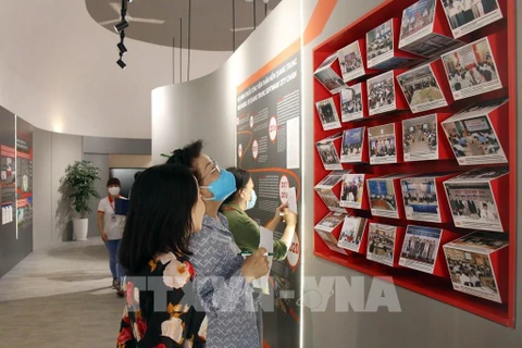 Ho Chi Minh-Ville: Ouverture du musée des produits des technologies de l'information