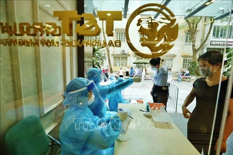 COVID-19: le Vietnam enregistre 100 nouveaux cas dans la matinée du 25 mai
