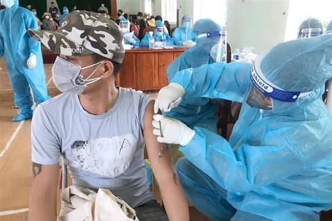 COVID-19: 750.000 doses de vaccin Vero Cell administrées à Binh Duong