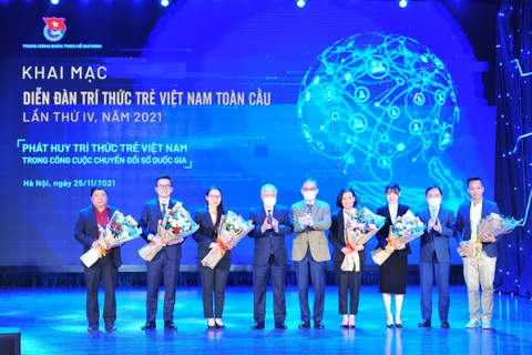 Ouverture du 4e Forum mondial des jeunes intellectuels vietnamiens