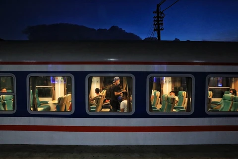 Augmentation de la fréquence des trains desservant Nha Trang et Hai Phong