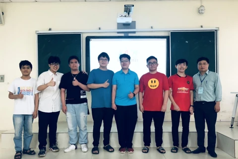 Sept médailles pour le Vietnam aux Olympiades d’informatique d’Asie-Pacifique 2022